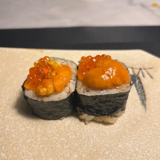 Uni nigiri platter